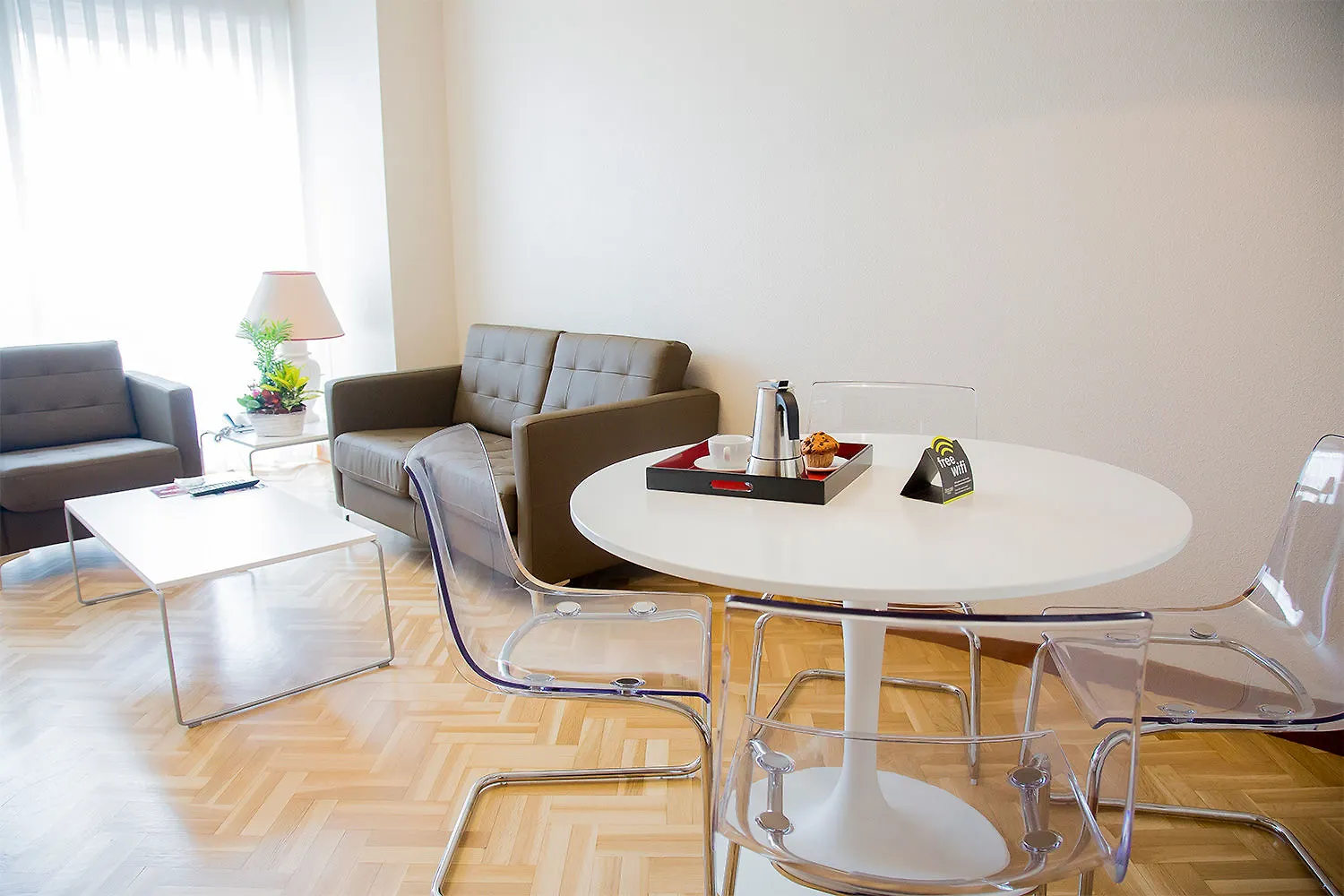 Suites Sercotel Mirasierra Pamplona 3*,  España