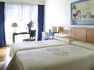 Apartahotel Suites Sercotel Mirasierra Pamplona
